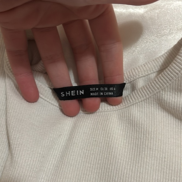 never worn - Picture 2 of 2